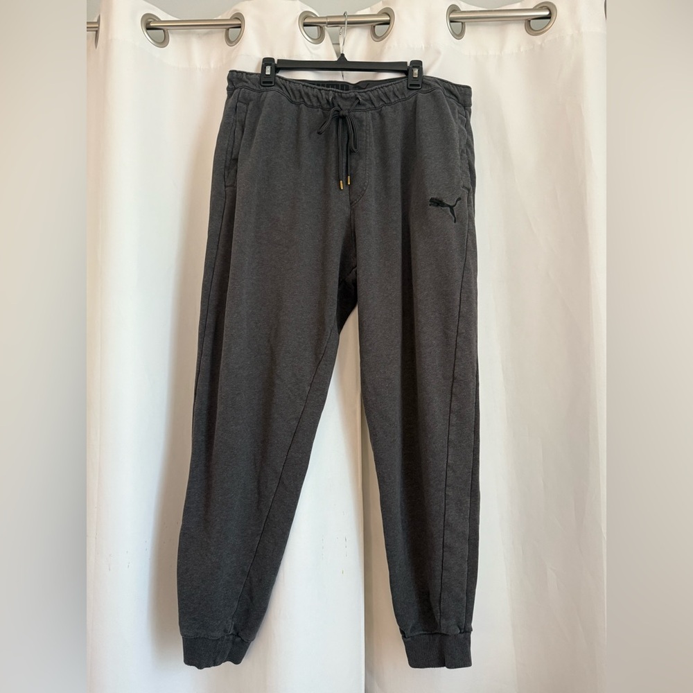 Puma Men's Black/Gray Jogger Pants